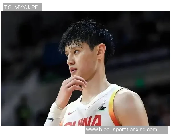 媒体人认为曾凡博不应被特别对待上场时间应适度减少